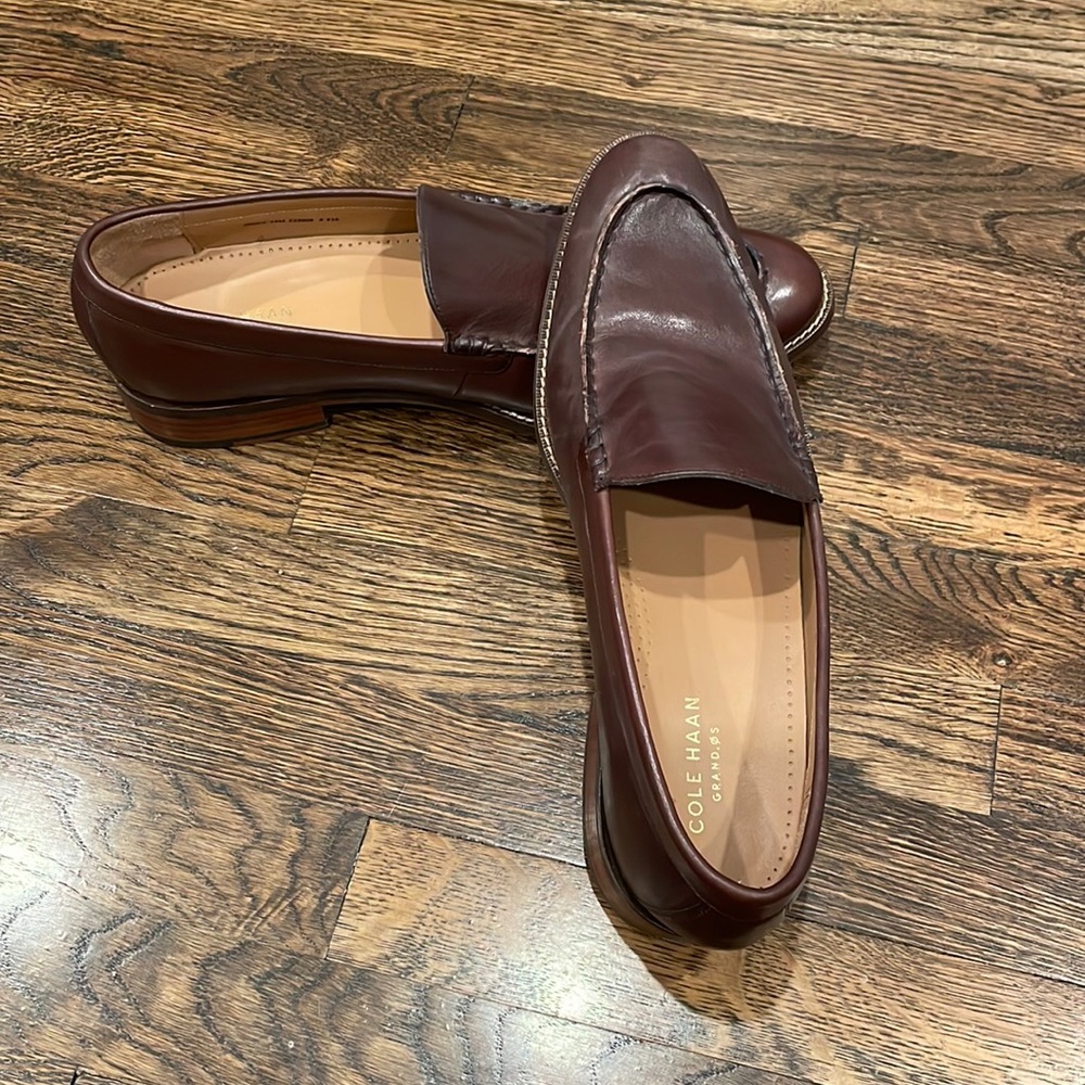 Beautiful brown Cole Haan loafers